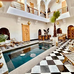 Lallabaya Guest house