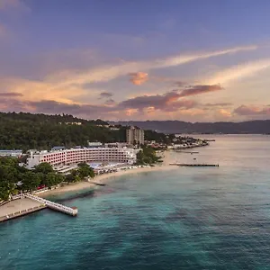 https://royal-decameron-cornwall-beach-hotel.hotelsmontegobay.org